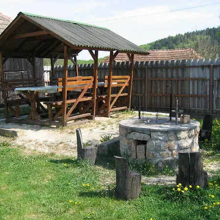 Eles Vendeghazak Guest house