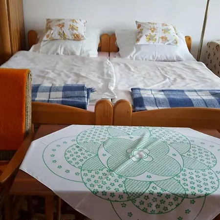 Eles Vendeghazak Guest house *